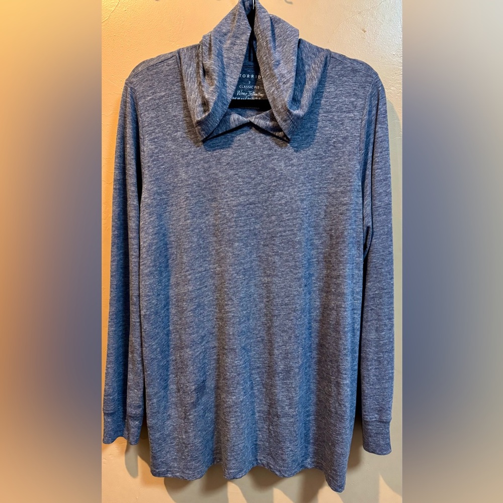 Plus size 2 Torrid Classic Fit Gray Blue Hoodie lightweight
